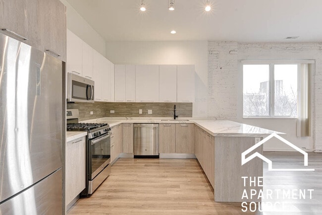 2550 S Wabash Ave in Chicago, IL - Building Photo - Building Photo