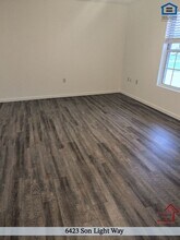 6423 Son Light Way, Unit 159-129 in Knoxville, TN - Foto de edificio - Building Photo