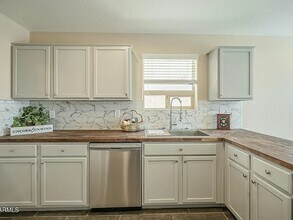 4582 E Jadeite Dr in San Tan Valley, AZ - Building Photo - Building Photo