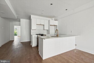 1614 Ridge Ave in Philadelphia, PA - Building Photo - Building Photo