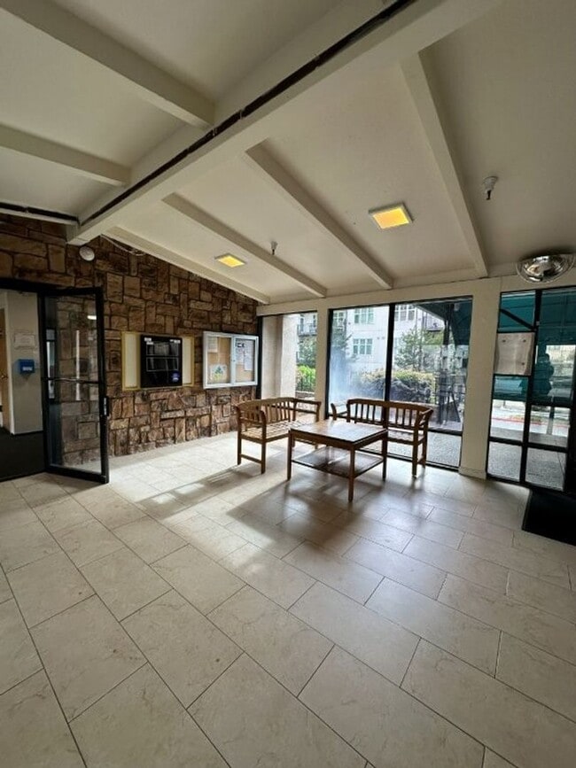 1400 Carpentier St in San Leandro, CA - Building Photo - Building Photo