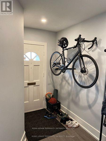 102 Merrill Ave E in Toronto, ON - Building Photo - Building Photo