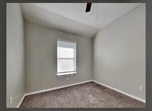 2155 Springhill Dr in Saginaw, TX - Building Photo - Building Photo
