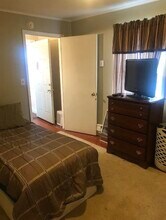 93 Main St, Unit 93 Main St. in Delhi, NY - Foto de edificio - Building Photo