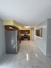 110 Elwood Rd in Jacksonville, NC - Foto de edificio - Building Photo