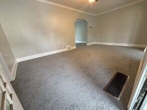 95 Ellenwood Ave in Bedford, OH - Building Photo - Building Photo