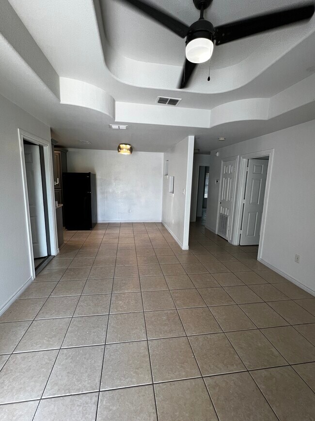 3125 Valletta St in Brownsville, TX - Foto de edificio - Building Photo