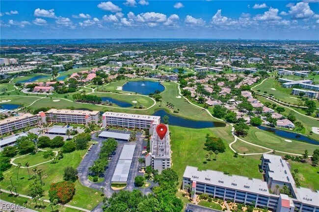 7406 Lake Breeze Dr in Ft. Myers, FL - Building Photo - Building Photo