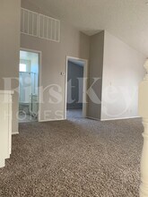 7475 Babbs Ct in Las Vegas, NV - Building Photo - Building Photo
