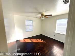 533 S 56th St in Killeen, TX - Building Photo - Building Photo