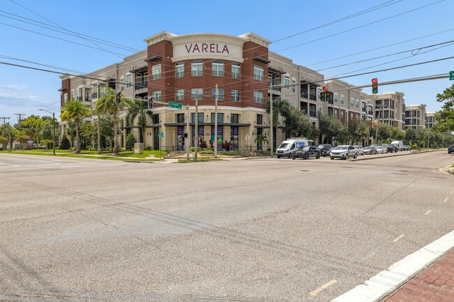 Varela Westshore Apartments