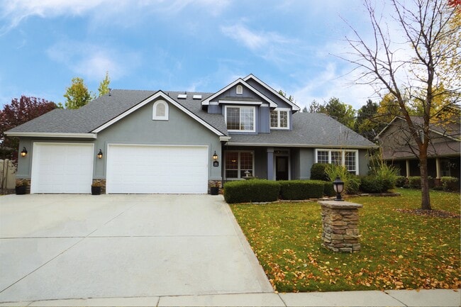 property at 624 N Clearpoint Way