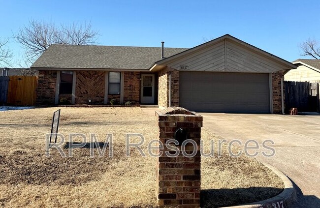 8317 Woodhue Dr in Oklahoma City, OK - Building Photo - Building Photo