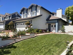 317 Misty Trails Pl in Simi Valley, CA - Building Photo - Building Photo