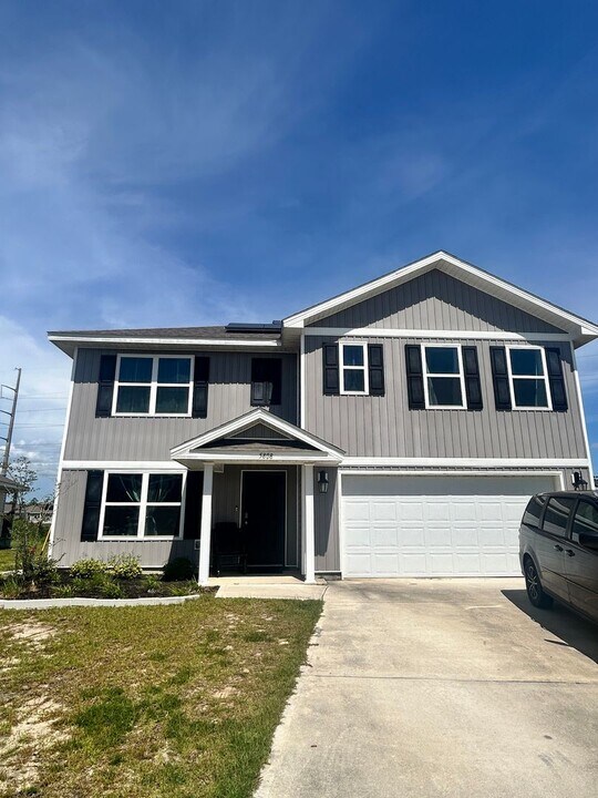 5808 Tiagra Dr in Panama City, FL - Building Photo