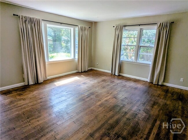 property at 12 Dyches Dr