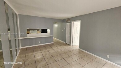 1305 NW 8th Ave in Fort Lauderdale, FL - Foto de edificio - Building Photo