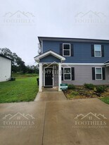 102 David St in Anderson, SC - Building Photo
