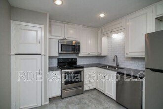 1209 W Boyce Ave in Fort Worth, TX - Building Photo - Building Photo
