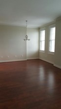 1 E Chase St, Unit 814 in Baltimore, MD - Building Photo - Building Photo