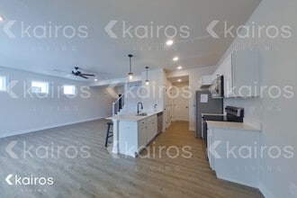 6933 Holly Ct in Johnston, IA - Building Photo - Building Photo