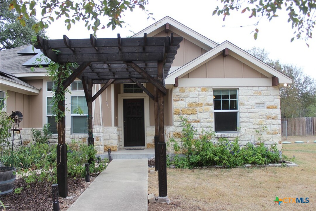 1 Armadillo Cir in Belton, TX - Building Photo