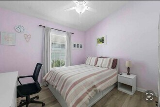 27620 Pleasure Ride Loop in Wesley Chapel, FL - Foto de edificio - Building Photo