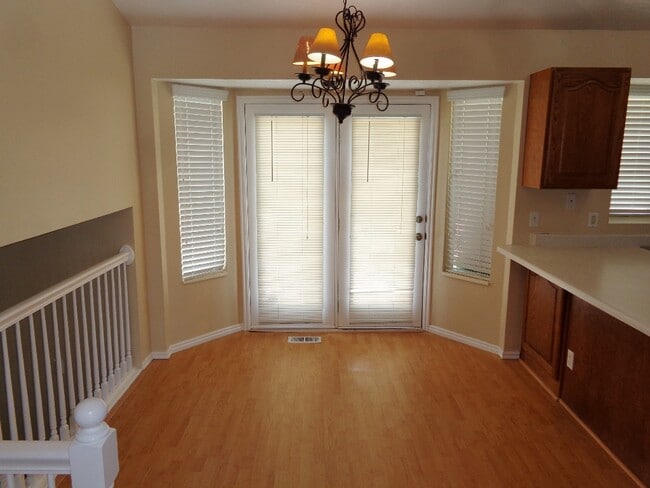 6098 Monet Ct in Kearns, UT - Foto de edificio - Building Photo