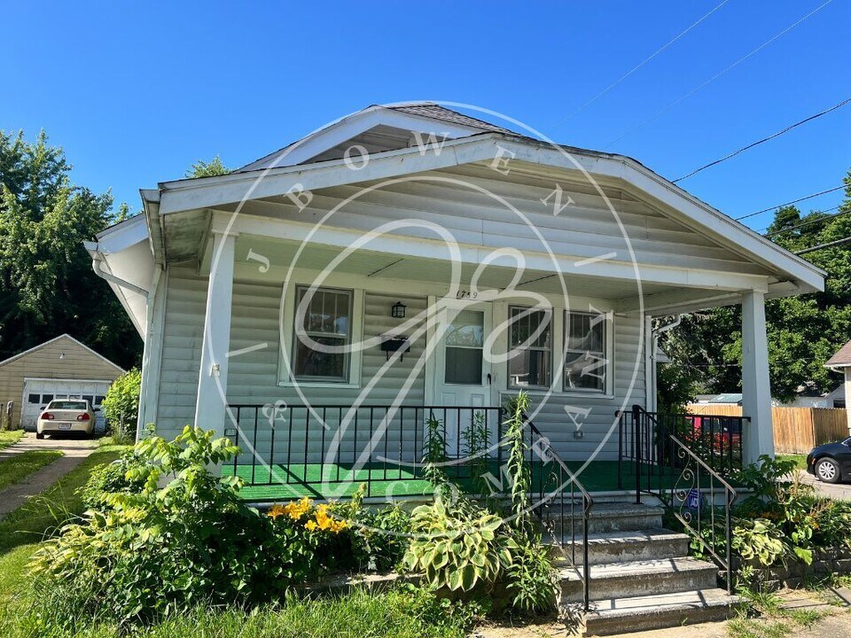 1759 Loxley Rd in Toledo, OH - Building Photo