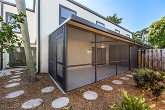 11674 Pointe Cir in Ft. Myers, FL - Building Photo - Building Photo