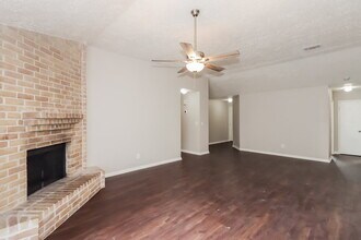 20810 Union Park Dr in Katy, TX - Foto de edificio - Building Photo