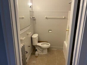 7379 N Damen Ave-Unit -L2 in Chicago, IL - Building Photo - Building Photo