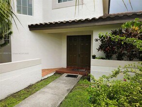 15591 SW 45th Terrace in Miami, FL - Building Photo - Building Photo