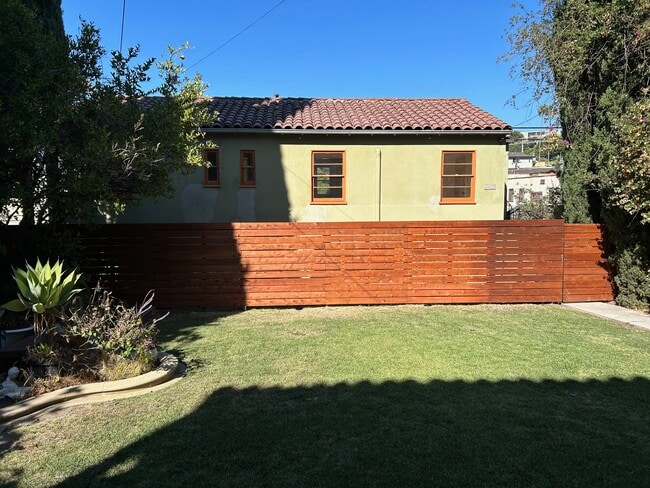 1425 Allison Ave, Unit 1425