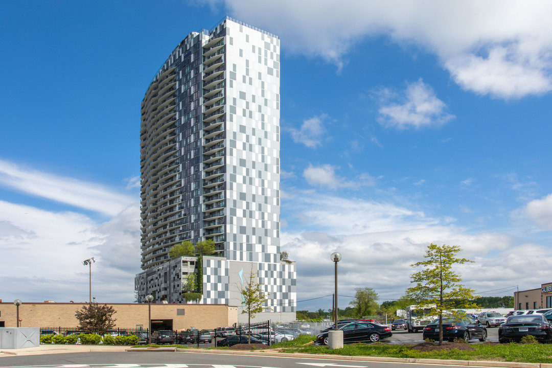 Adaire in Tysons, VA - Foto de edificio