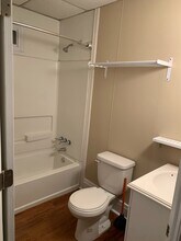 885 N 27th St in Philadelphia, PA - Building Photo - Building Photo