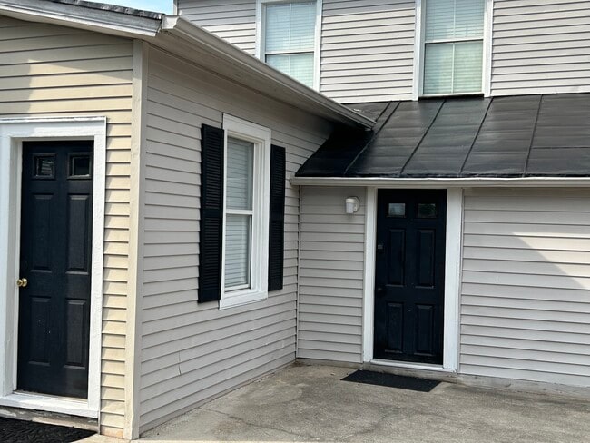 24048 Trailhead Dr, Unit 3