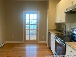 1084 Dorchester Ave in Boston, MA - Building Photo - Building Photo
