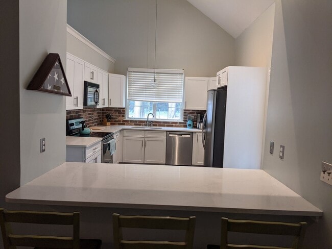 property at 9119 Fairbridge Rd