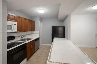 850 SW 129th Pl in Miami, FL - Building Photo - Building Photo