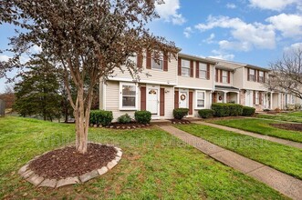 160 Water Oak Dr in Pineville, NC - Building Photo - Building Photo