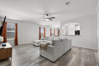 9308 Everly Dr in Killeen, TX - Foto de edificio - Building Photo
