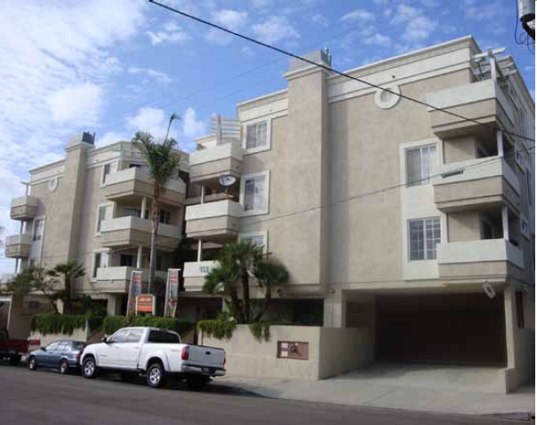 Garden Court Apartments in San Pedro, CA - Foto de edificio