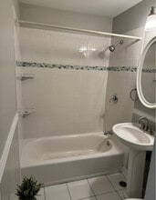 330 Eaton Ave in Hamilton Township, NJ - Building Photo - Building Photo
