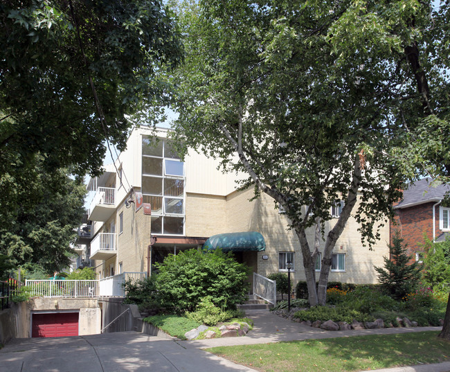 172 Sherwood Ave in Toronto, ON - Building Photo - Primary Photo