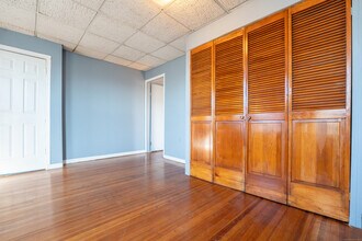 1368 E Main St in Bridgeport, CT - Building Photo - Building Photo