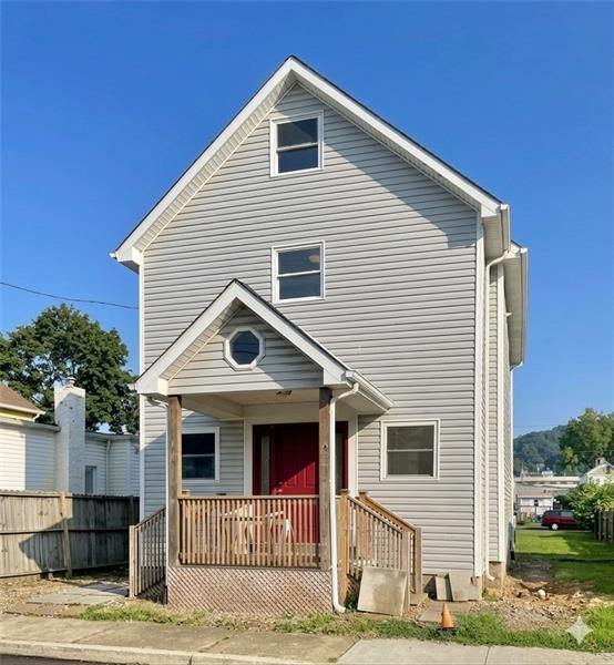 860 Pennsylvania Ave in Coraopolis, PA - Building Photo - Building Photo