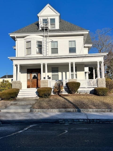 9 Orchard St in Taunton, MA - Building Photo