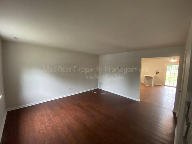 719 Olde Greenwich Cir in Fredericksburg, VA - Building Photo - Building Photo