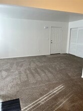 301 Pine Hollow Way in Chester, NY - Building Photo - Building Photo
